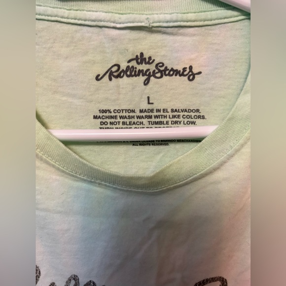 Rolling Stones Tee BNWOT *unisex - Picture 2 of 3